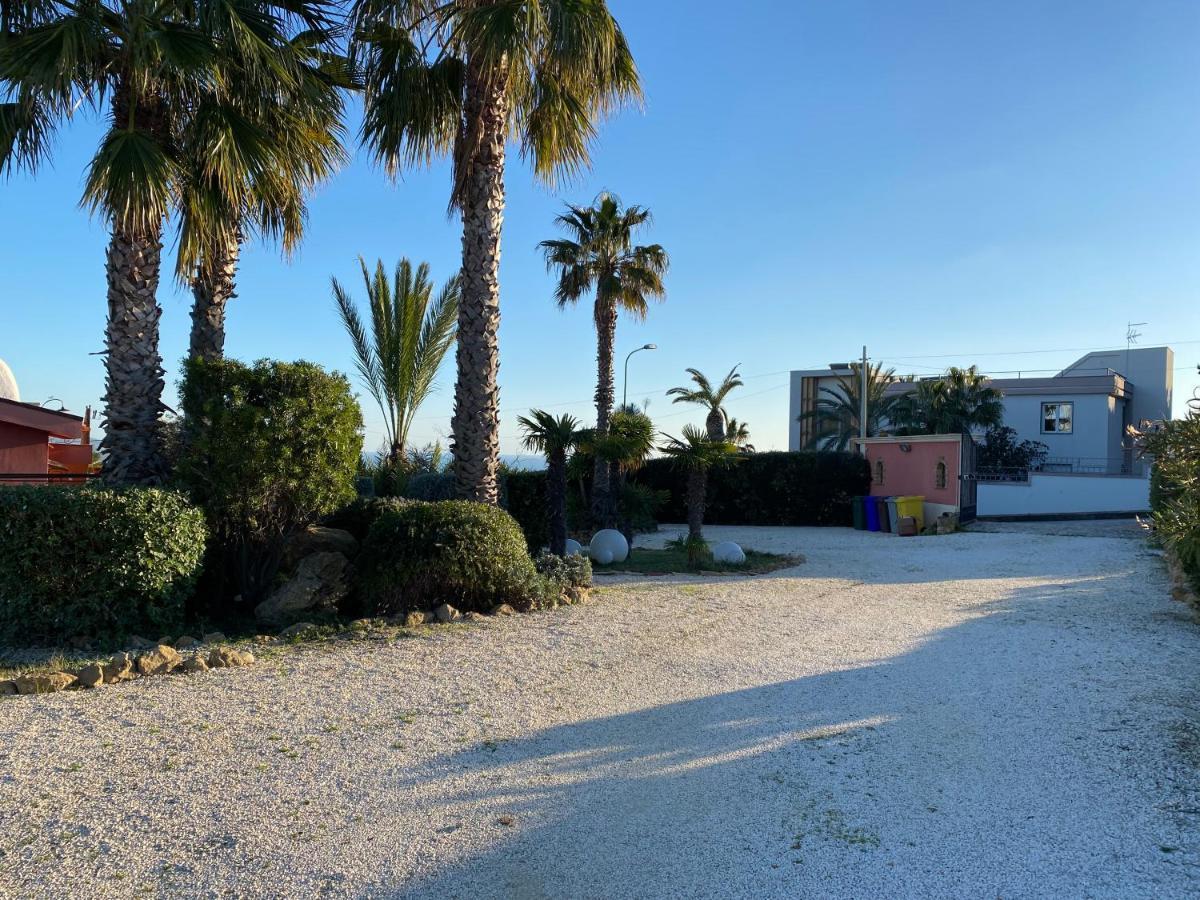 Il Colle Del Rustico Bed & Breakfast Agrigento Bagian luar foto