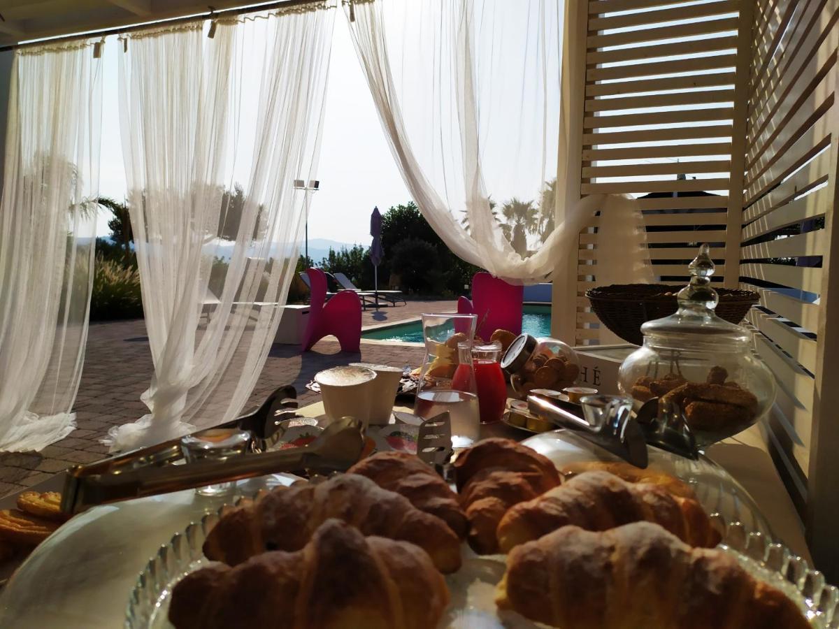 Il Colle Del Rustico Bed & Breakfast Agrigento Bagian luar foto