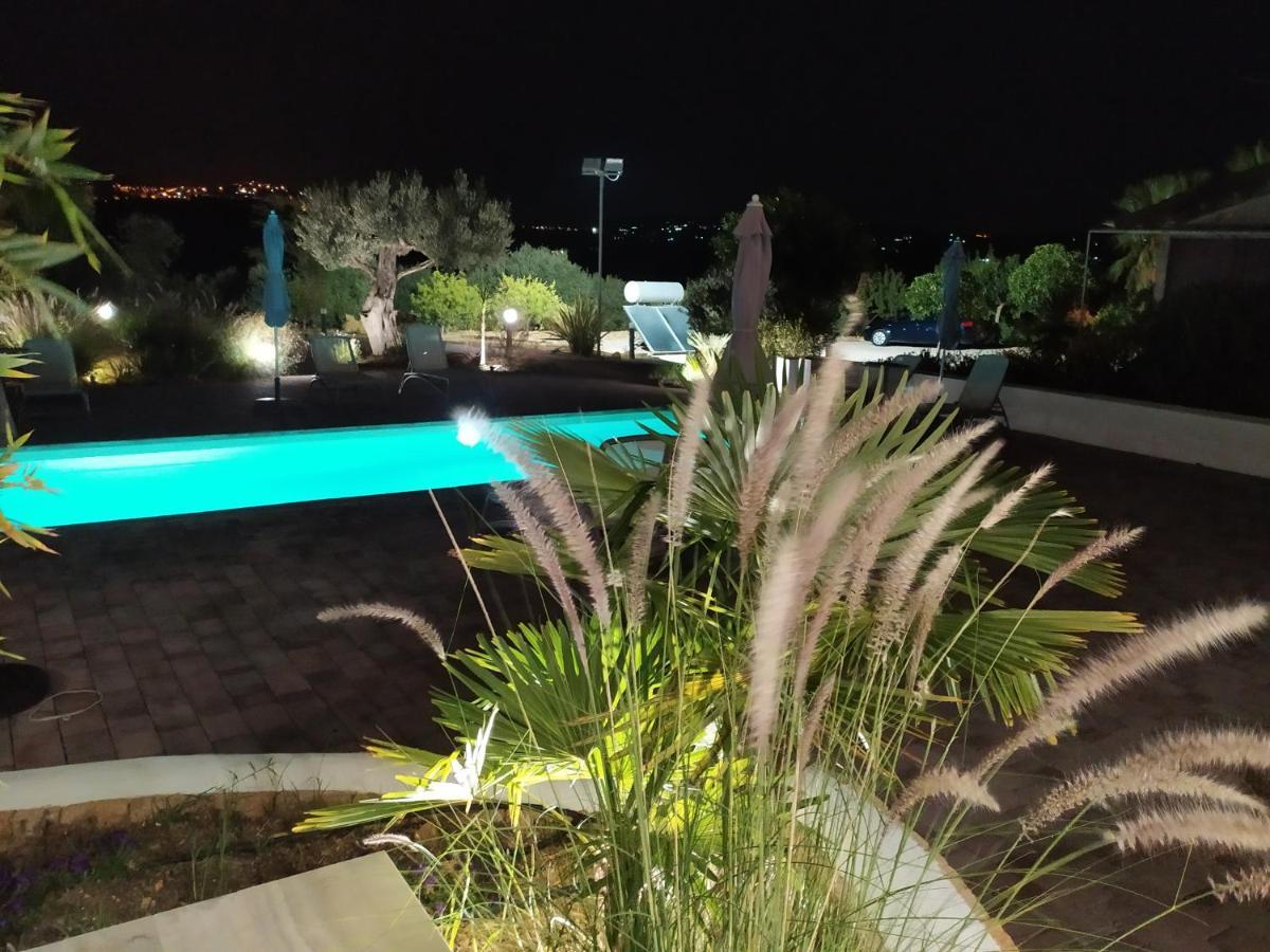 Il Colle Del Rustico Bed & Breakfast Agrigento Bagian luar foto